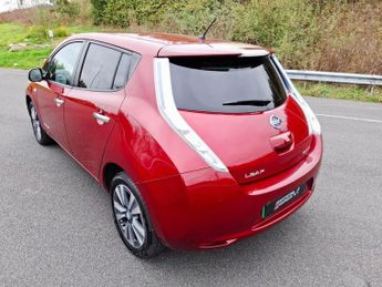 NISSAN LEAF 24kWh Tekna Hatchback 5dr Electric Auto (107 bhp)