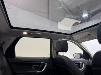 LAND ROVER DISCOVERY SPORT 2.0 TD4 HSE SUV 5dr Diesel Auto 4WD Euro 6 (s/s) (180 ps)