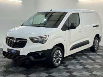 VAUXHALL COMBO 1.5 Turbo D 2300 Edition Panel Van 4dr Diesel Auto L2 H1 Euro 6 