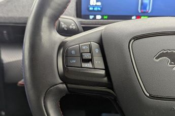 FORD MUSTANG MACH-E Standard Range 70kWh SUV 5dr Electric Automatic AWD (269 ps)