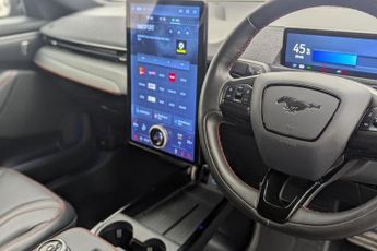 FORD MUSTANG MACH-E Standard Range 70kWh SUV 5dr Electric Automatic AWD (269 ps)
