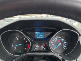 FORD FOCUS 1.6 Zetec Hatchback 5dr Petrol Powershift Euro 5 (125 ps)