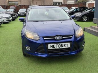 FORD FOCUS 1.6 Zetec Hatchback 5dr Petrol Powershift Euro 5 (125 ps)