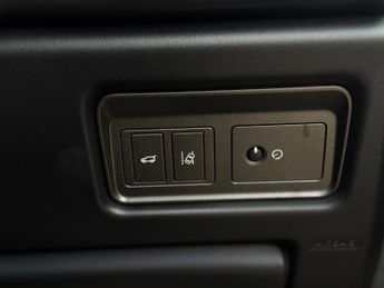 LAND ROVER RANGE ROVER EVOQUE 2.0 TD4 Autobiography SUV 5dr Diesel Auto 4WD Euro 6 (s/s) (180 