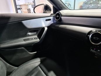 MERCEDES-BENZ CLA 1.3 CLA200 AMG Line Shooting Brake 5dr Petrol 7G-DCT Euro 6 (s/s