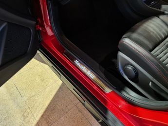 MERCEDES-BENZ GLA 1.6 GLA180 AMG Line Edition SUV 5dr Petrol 7G-DCT Euro 6 (s/s) (