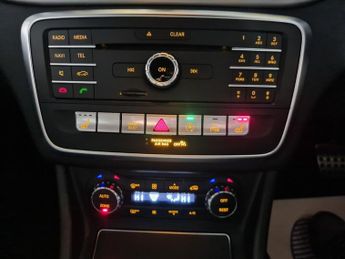 MERCEDES-BENZ GLA 1.6 GLA180 AMG Line Edition SUV 5dr Petrol 7G-DCT Euro 6 (s/s) (