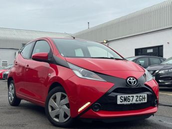 Toyota AYGO 1.0 VVT-i x-play Hatchback 5dr Petrol x-shift Euro 6 (68 ps)