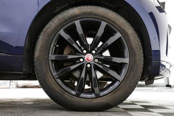 JAGUAR F-PACE 2.0 D180 R-Sport SUV 5dr Diesel Auto AWD Euro 6 (s/s) (180 ps)