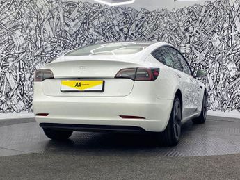 TESLA Model 3 Standard Range Plus Saloon 4dr Electric Auto RWD (241 bhp)