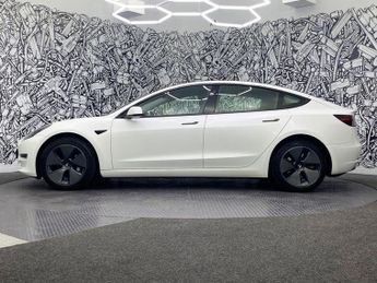 TESLA Model 3 Standard Range Plus Saloon 4dr Electric Auto RWD (241 bhp)