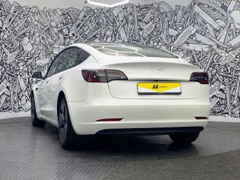 TESLA Model 3 Standard Range Plus Saloon 4dr Electric Auto RWD (241 bhp)