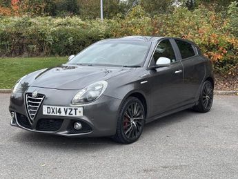 Alfa Romeo Giulietta 2.0 JTDM-2 Sportiva Nav Hatchback 5dr Diesel Manual Euro 5 (s/s)
