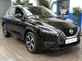 NISSAN QASHQAI 1.3 DIG-T MHEV N-Connecta SUV 5dr Petrol Hybrid XTRON Euro 6 (s/
