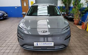 HYUNDAI KONA 64kWh Premium SUV 5dr Electric Auto (10.5kW Charger) (204 ps)