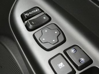 HYUNDAI KONA 64kWh Premium SUV 5dr Electric Auto (10.5kW Charger) (204 ps)