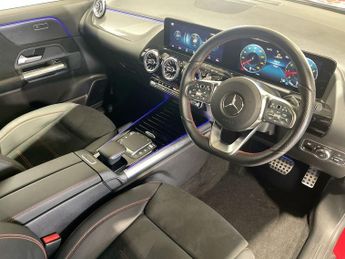 MERCEDES-BENZ GLA 2.0 GLA250 AMG Line (Premium) SUV 5dr Petrol 8G-DCT Euro 6 (s/s)