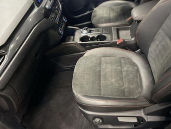 FORD KUGA 2.0 EcoBlue ST-Line X Edition SUV 5dr Diesel Auto AWD Euro 6 (s/