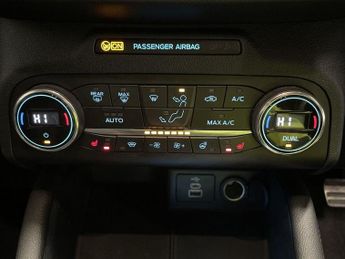 FORD KUGA 2.0 EcoBlue ST-Line X Edition SUV 5dr Diesel Auto AWD Euro 6 (s/