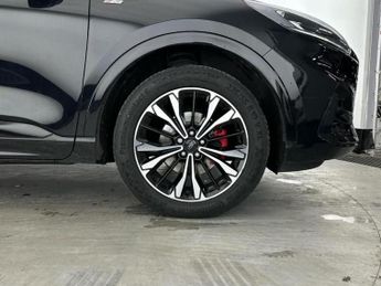 FORD KUGA 2.0 EcoBlue ST-Line X Edition SUV 5dr Diesel Auto AWD Euro 6 (s/