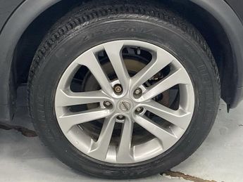 NISSAN JUKE 1.2 DIG-T Bose Personal Edition SUV 5dr Petrol Manual Euro 6 (s/