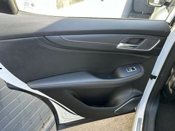 MG MG HS 1.5 T-GDI Excite SUV 5dr Petrol Manual Euro 6 (s/s) (162 ps)