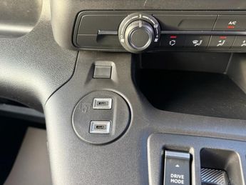 CITROEN E-BERLINGO 52kWh PLUS M MPV 5dr Electric Auto (7.4kW Charger) (136 ps)