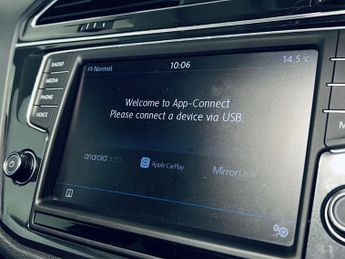 VOLKSWAGEN TIGUAN 2.0 TDI BlueMotion Tech R-Line SUV 5dr Diesel DSG 4Motion Euro 6
