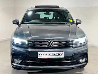 VOLKSWAGEN TIGUAN 2.0 TDI BlueMotion Tech R-Line SUV 5dr Diesel DSG 4Motion Euro 6