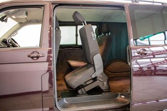 VOLKSWAGEN TRANSPORTER 2.0 BiTDI T32 BlueMotion Tech Kombi Van 4dr Diesel DSG 4Motion S