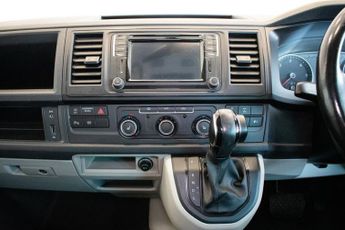 VOLKSWAGEN TRANSPORTER 2.0 BiTDI T32 BlueMotion Tech Kombi Van 4dr Diesel DSG 4Motion S