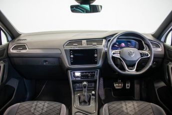 VOLKSWAGEN TIGUAN 2.0 TDI R-Line SUV 5dr Diesel DSG Euro 6 (s/s) (150 ps)