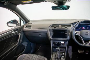 VOLKSWAGEN TIGUAN 2.0 TDI R-Line SUV 5dr Diesel DSG Euro 6 (s/s) (150 ps)