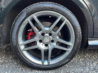 MERCEDES-BENZ E-CLASS 3.0 E350 V6 BlueTEC AMG Night Edition Saloon 4dr Diesel G-Tronic