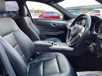 MERCEDES-BENZ E-CLASS 3.0 E350 V6 BlueTEC AMG Night Edition Saloon 4dr Diesel G-Tronic