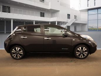 NISSAN LEAF 30kWh Tekna Hatchback 5dr Electric Auto (109 bhp)