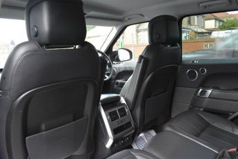 LAND ROVER RANGE ROVER SPORT 3.0 SD V6 HSE SUV 5dr Diesel Auto 4WD Euro 6 (s/s) (306 ps)