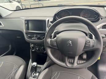 PEUGEOT 208 1.4 e-HDi Active Hatchback 5dr Diesel EGC Euro 5 (s/s) (70 ps)