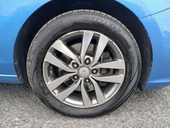 HYUNDAI I30 1.4 T-GDi Blue Drive SE Nav Hatchback 5dr Petrol DCT Euro 6 (s/s