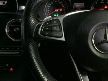 MERCEDES-BENZ GLC 2.1 GLC220d AMG Line SUV 5dr Diesel G-Tronic 4MATIC Euro 6 (s/s)