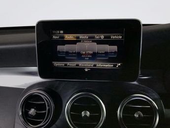 MERCEDES-BENZ GLC 2.1 GLC220d AMG Line SUV 5dr Diesel G-Tronic 4MATIC Euro 6 (s/s)