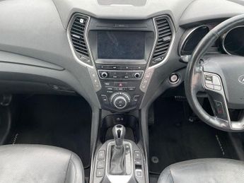 HYUNDAI SANTA FE 2.2 CRDi Blue Drive Premium SE SUV 5dr Diesel Auto 4WD Euro 6 (s
