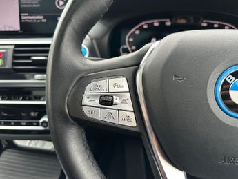 BMW IX3 80kWh Premier Edition Pro SUV 5dr Electric Auto (286 ps)