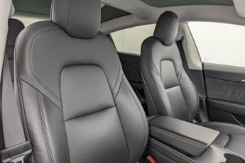 TESLA Model 3 (Dual Motor) Long Range Saloon 4dr Electric Auto 4WDE (346 ps)