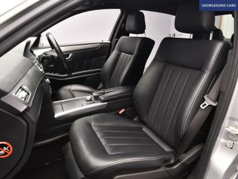 MERCEDES-BENZ E-CLASS 2.1 E220 CDI SE Saloon 4dr Diesel G-Tronic+ Euro 5 (s/s) (170 ps