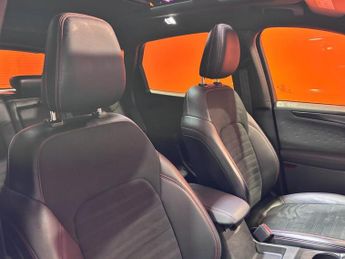 FORD KUGA 1.5 EcoBlue ST-Line X First Edition SUV 5dr Diesel Auto Euro 6 (