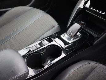 PEUGEOT 208 1.2 PureTech Allure Premium Hatchback 5dr Petrol EAT Euro 6 (s/s