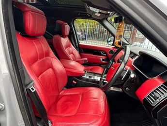 LAND ROVER RANGE ROVER 3.0 P400 MHEV Autobiography SUV 5dr Petrol Auto 4WD Euro 6 (s/s)