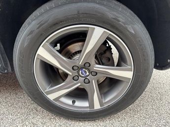 VOLVO XC60 2.0 D4 R-Design SUV 5dr Diesel Auto Euro 6 (s/s) (190 ps)