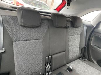 VAUXHALL CROSSLAND X 1.2 SE SUV 5dr Petrol Manual Euro 6 (83 ps)